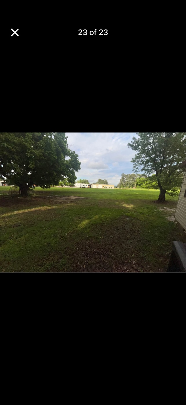 Building Photo - 8423 Hwy 51 S