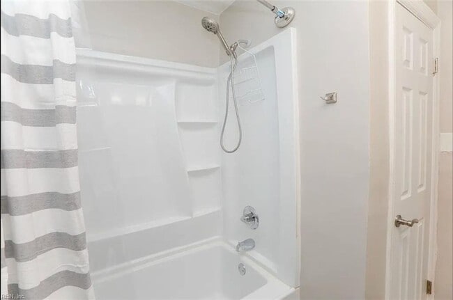 Building Photo - 1265 Pall Mall St