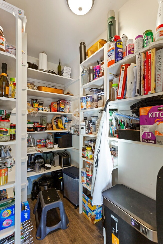 Building Photo - Welcome Home!