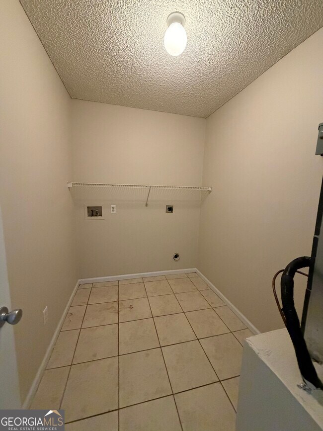 Building Photo - 101 Talbot Ct