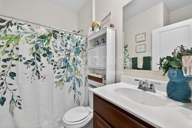 Building Photo - 7001 Lions Pk