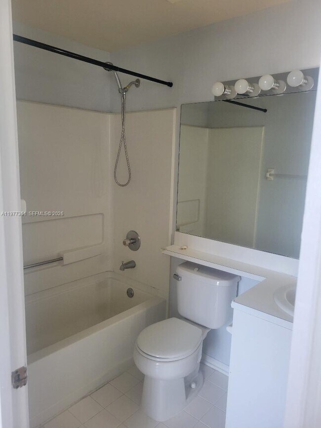 Building Photo - 48 Key W Ct