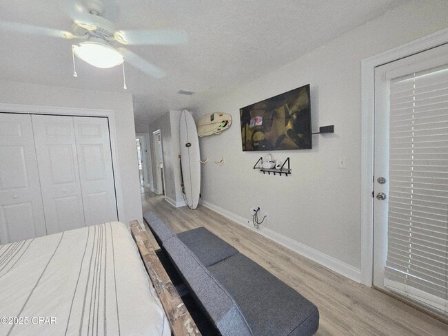 Building Photo - 7009 N Lagoon Dr
