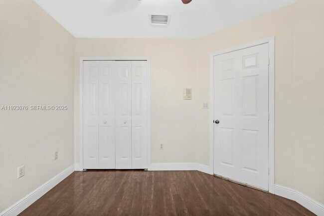 Building Photo - 11462 NW 48th Terrace