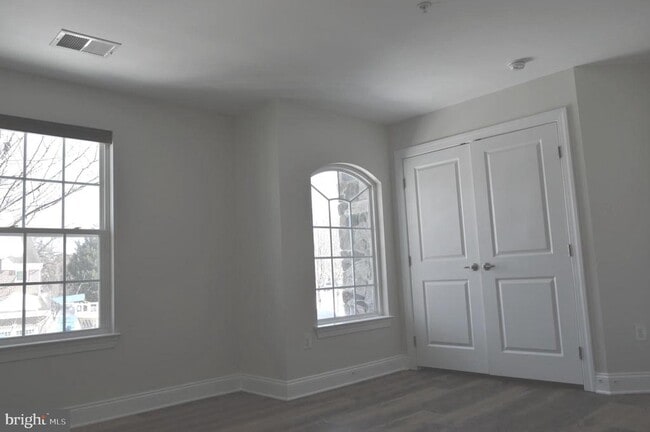 Building Photo - 4967 Windpower Way