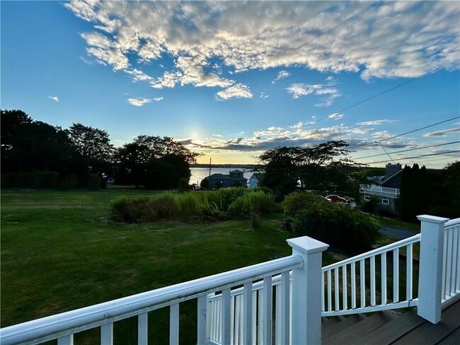 Building Photo - 32 Seaspray Way