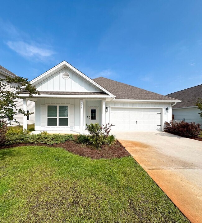 Building Photo - Single story 4 bedroom 2 bath home in Pres...