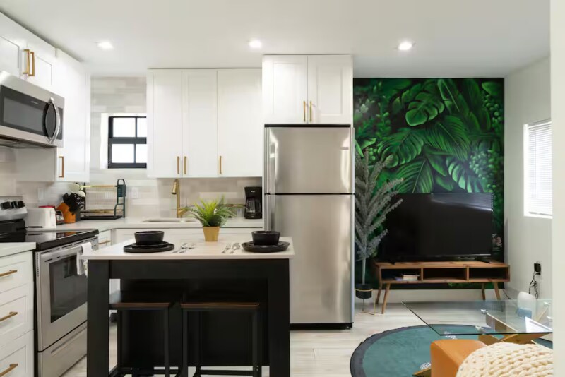 Building Photo - 1718 SW 11th St