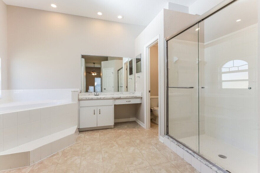 Building Photo - 7607 Canterbury Cir