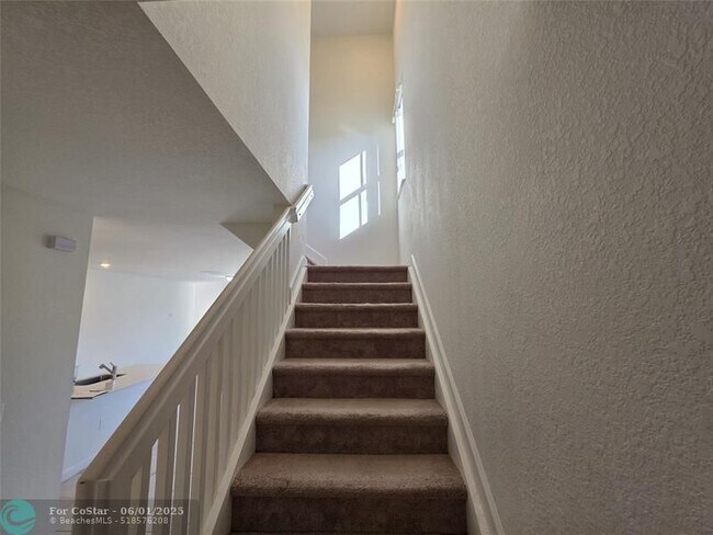 Building Photo - 2420 NW 131st Cir