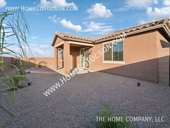 Building Photo - 12580 N Cabin Wy