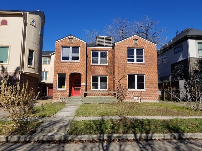 Primary Photo - 1642 Norfolk St