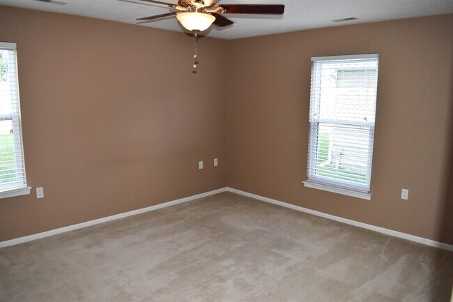Building Photo - 1462 Millbrook Trail