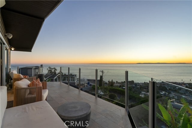 Building Photo - 2192 Crestview Dr