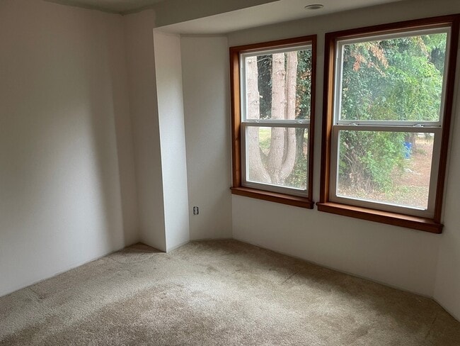 Building Photo - 35349 S Farm Rd