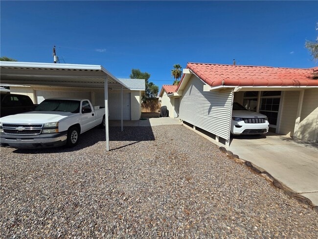 Building Photo - 2140 Whitewater Dr