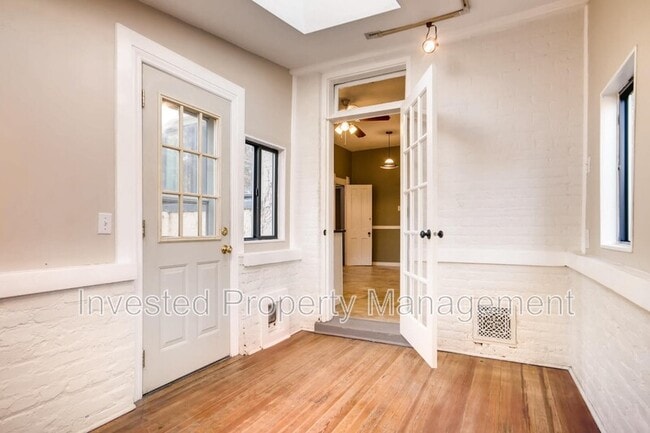 Building Photo - 123 W Archer Pl