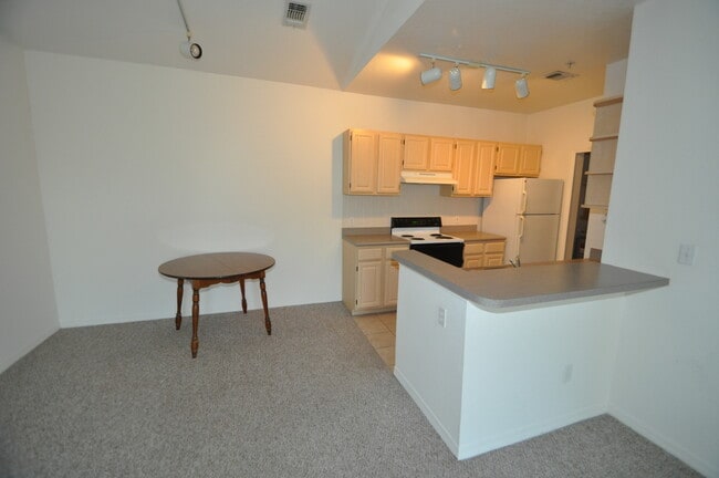 Building Photo - RIVERVIEW: Allegro Palms - 1 bed/1 bath, 3...
