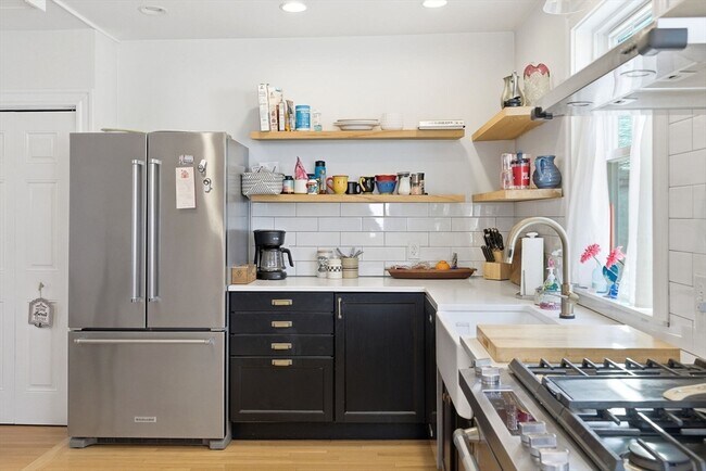 Building Photo - 31 High St