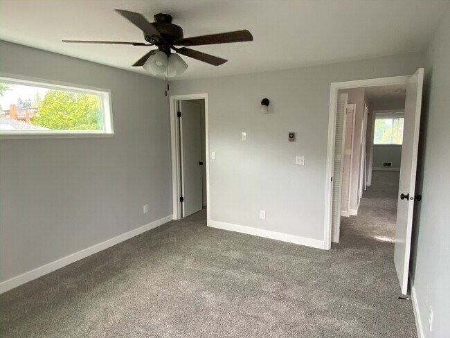 Second bedroom and walk-in closet - 237 Shepard Way NW