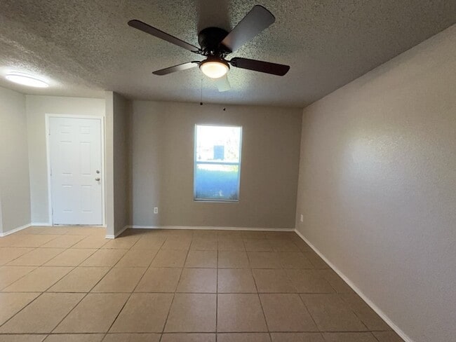 Building Photo - 1452 Gentle Rain Dr