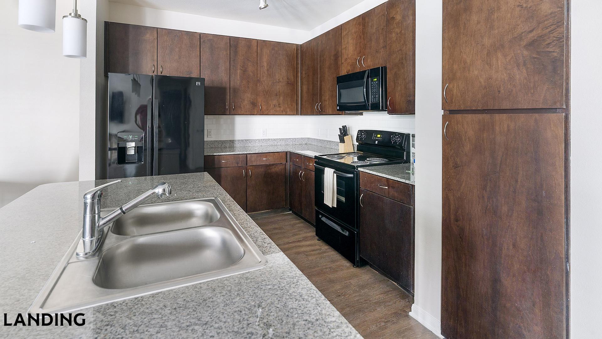 Building Photo - 14580 Crosby Fwy