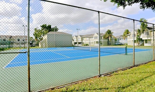 Building Photo - 17425 NW 67th Pl