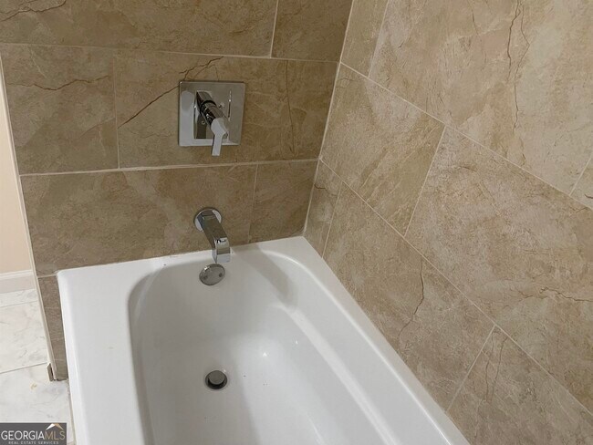 Building Photo - 1757 Bennett Dr