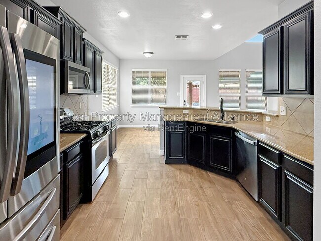 Building Photo - 512 Winchester Dr