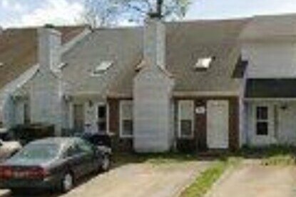 Primary Photo - 5451 Lynbrook Lndg