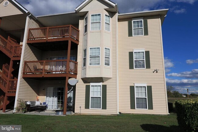 Building Photo - 115 Brookland Terrace
