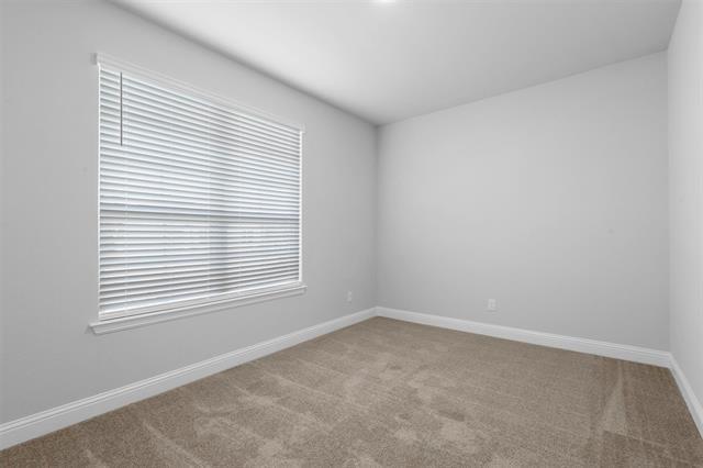 Building Photo - 135 Mesa Dr