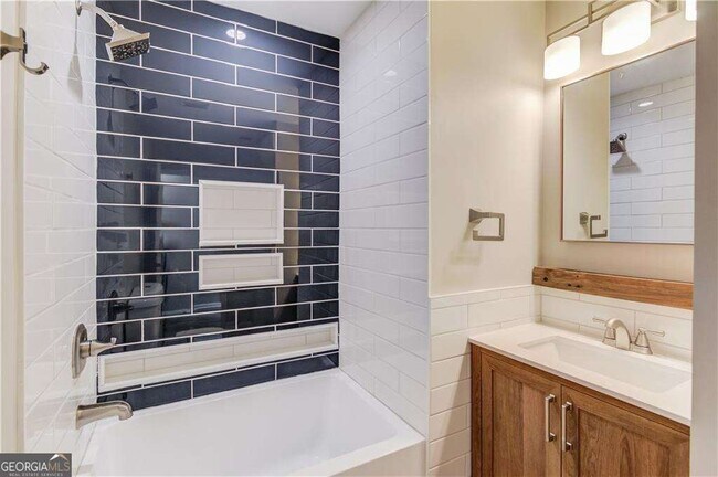 Building Photo - 4483 Florence St