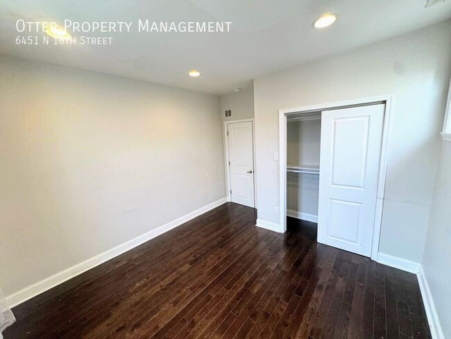 Building Photo - 6451 N 16th St