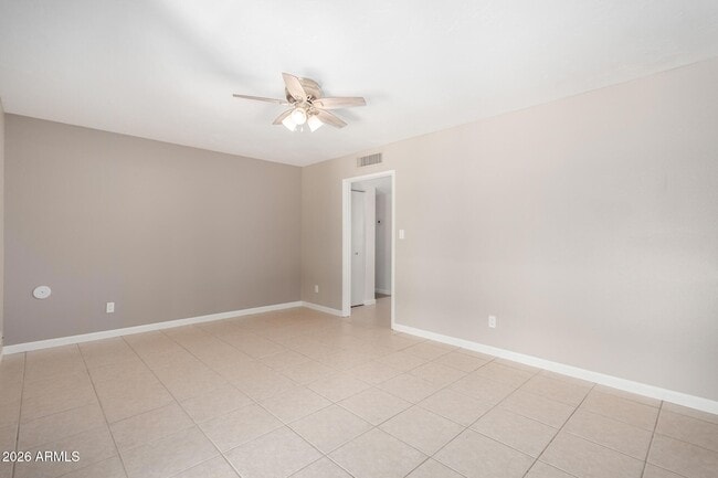 Building Photo - 2311 W Del Oro Cir