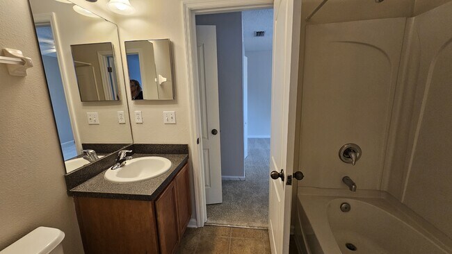 Building Photo - 4781 Playschool Dr