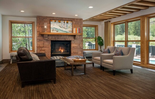 Building Photo - 4610 Vail Racquet Club Dr