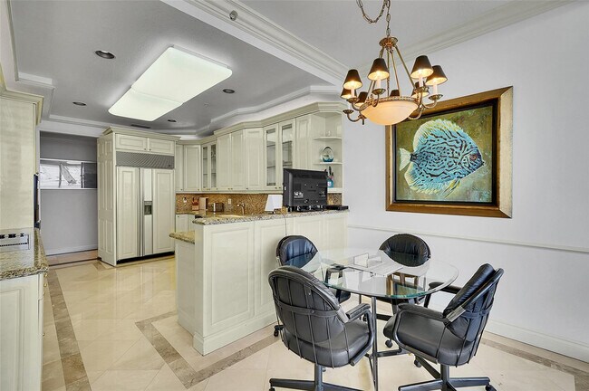 Building Photo - 6001 N Ocean Dr