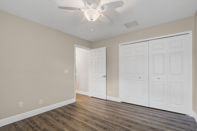 Building Photo - 18791 Misty Lake Dr