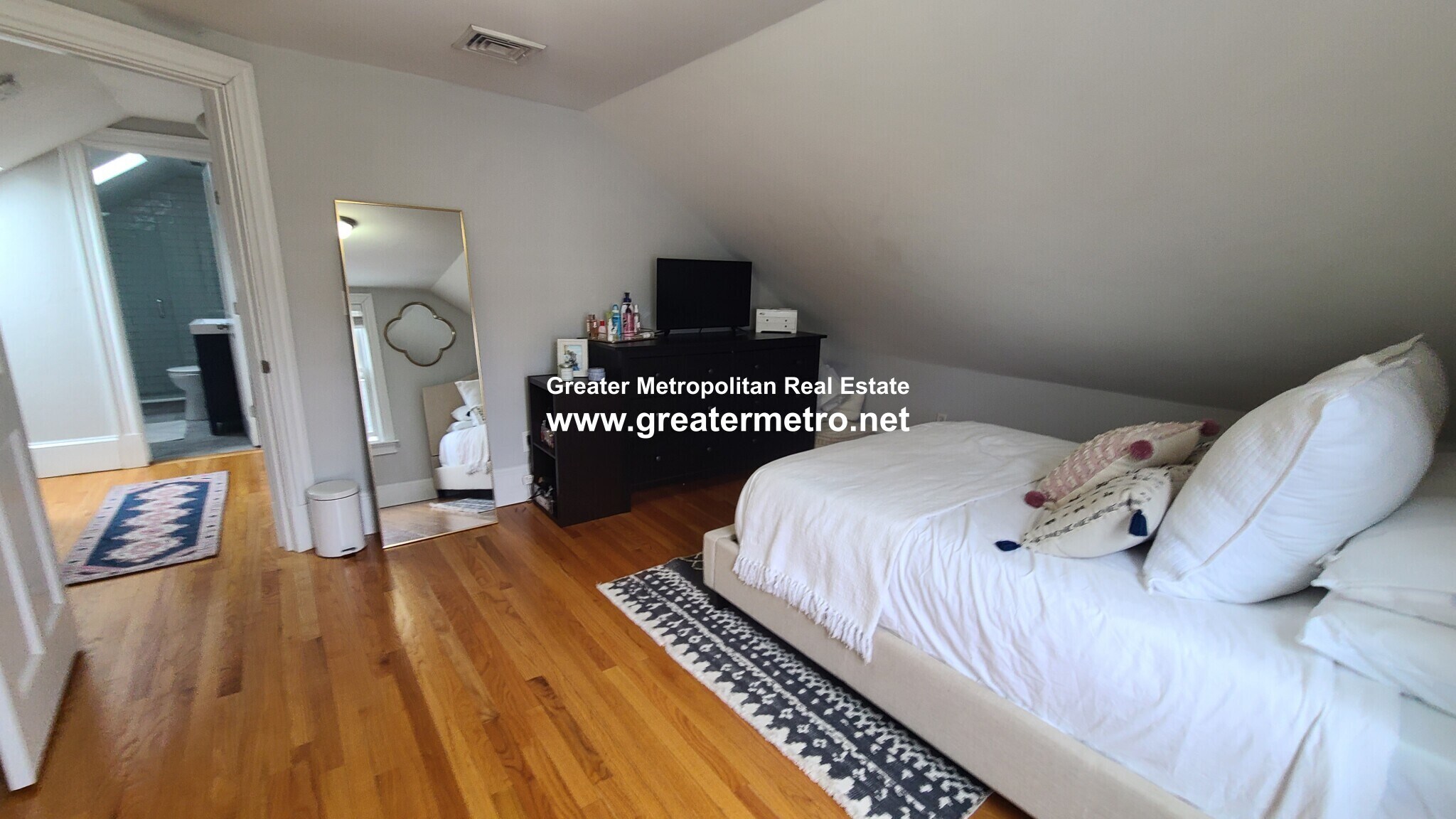 Building Photo - 116 M St