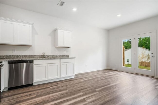 Building Photo - 602 Jervis Wy