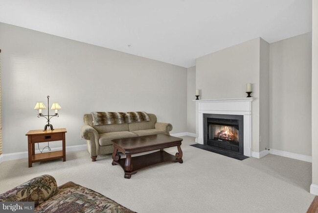 Building Photo - 43789 Water Bay Terrace