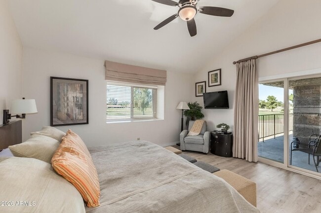 Building Photo - 7424 N Vía Camello Del Norte