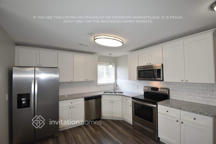 Building Photo - 145 Brookstone Dr