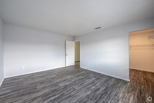 Interior Photo - Roselea Manor Apartments