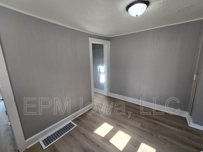 Building Photo - 1703 Lafayette St