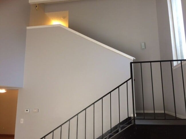 Building Photo - 6700 Nottingham Ln
