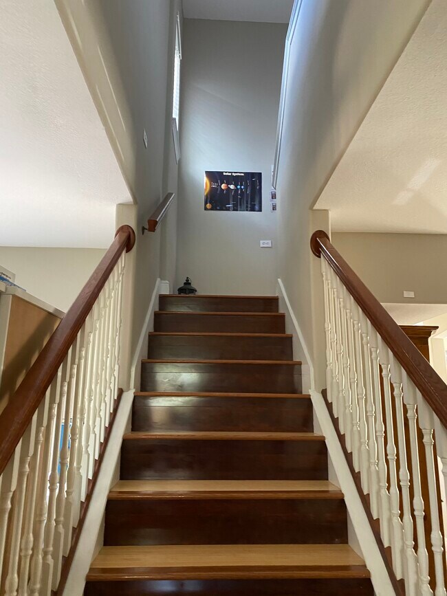 Building Photo - 9047 Orlando Ave