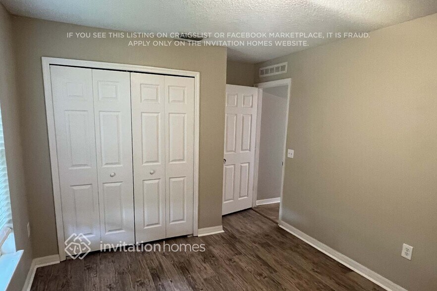 Building Photo - 912 Jayhil Dr