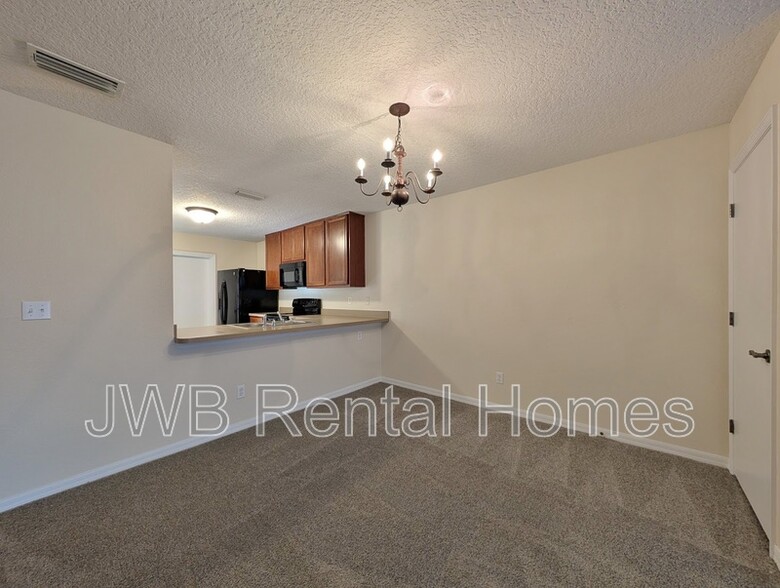 Building Photo - 7721 Highchair Ln